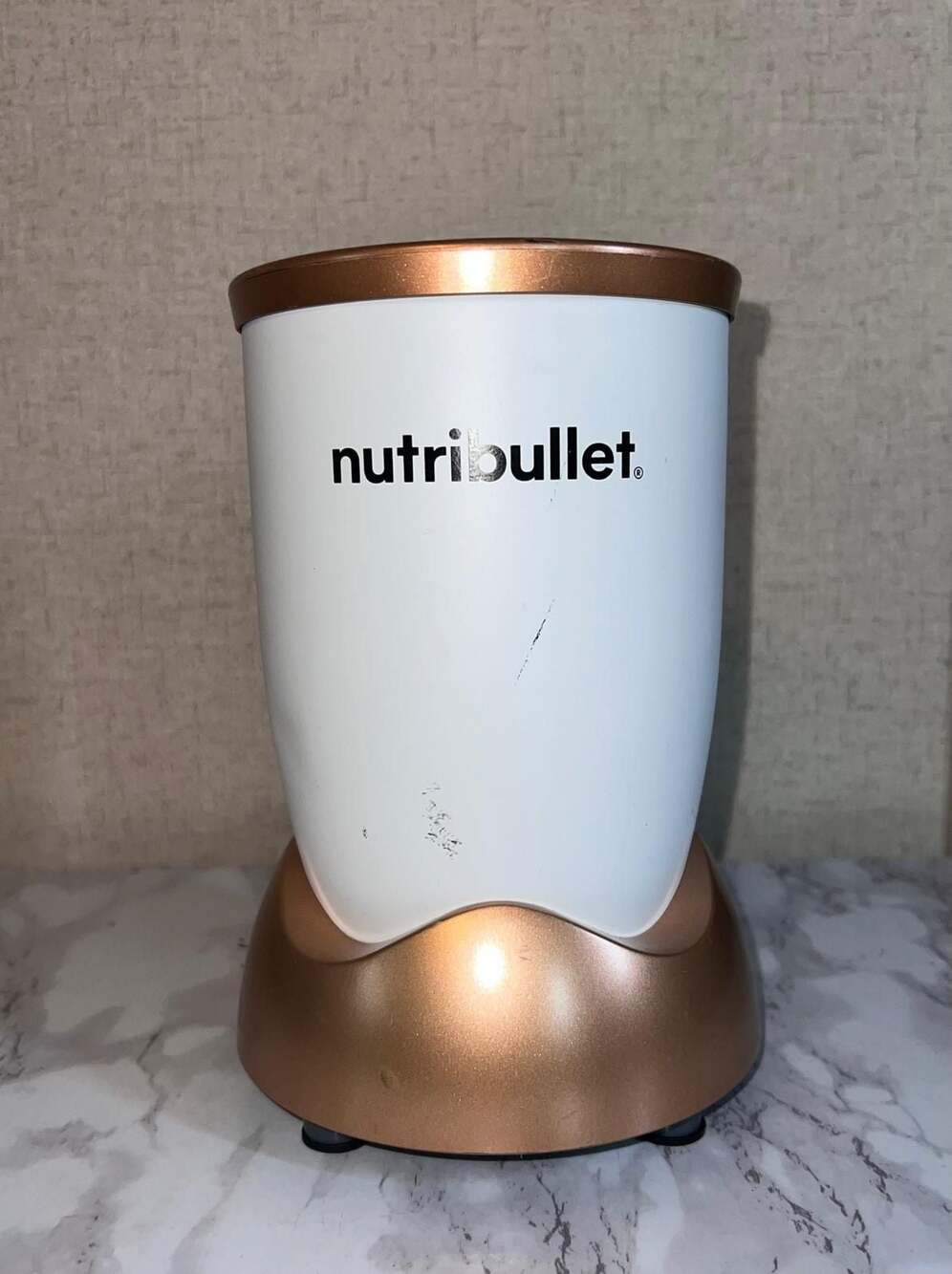 NutriBullet 600W Personal Blender Motor Base NB5-0301WM White/Rose Gold